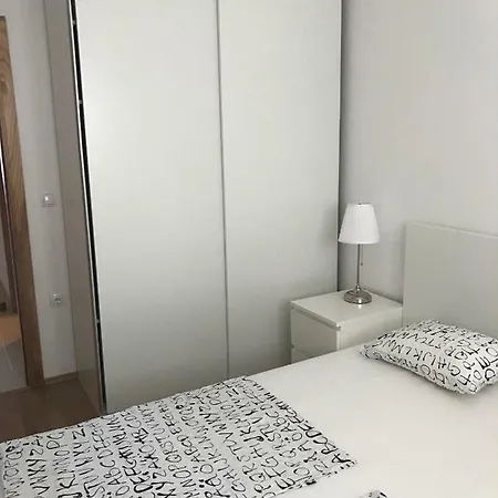 Gazebo Apartment
