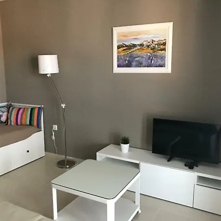 Gazebo Apartman *
